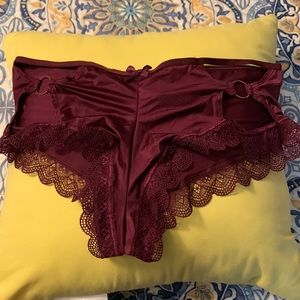BNWT Victoria’s Secret Very Sexy maroon cheeky size L
